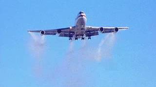 Boeing 747 WingTip Vortex Test [upl. by Okun]