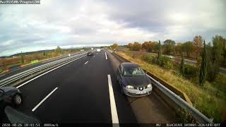 VOITURE A CONTRESENS SUR AUTOROUTE FRANCE [upl. by Sheelah600]